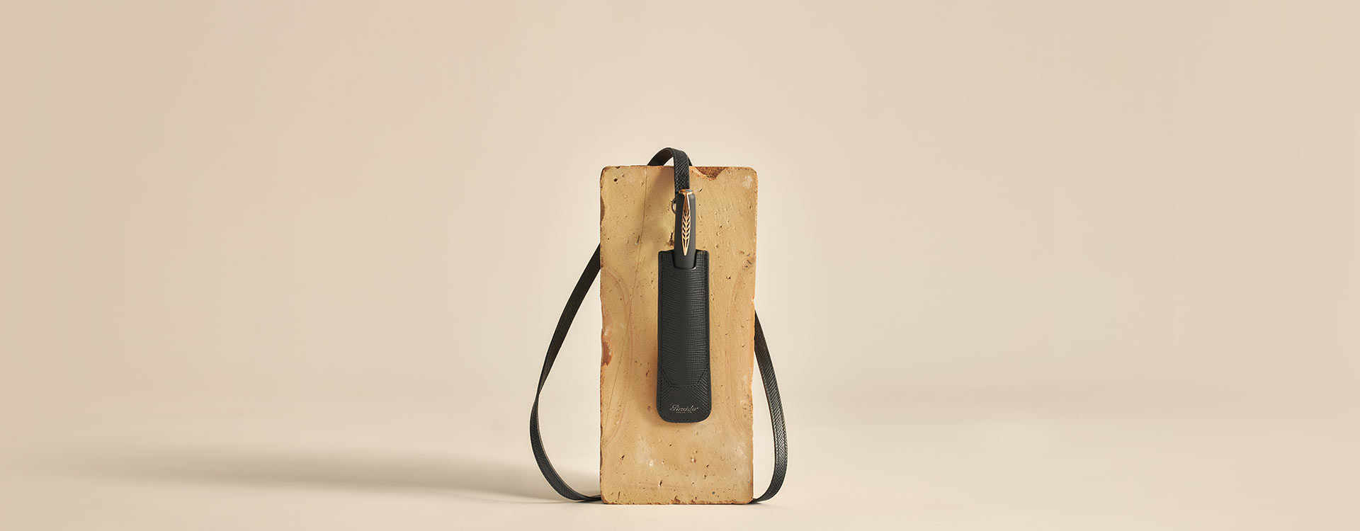 Pen holder